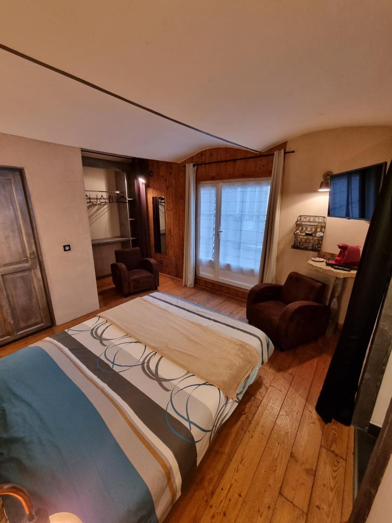 Chambres D'Hotes Le St Maurice Truinas Esterno foto