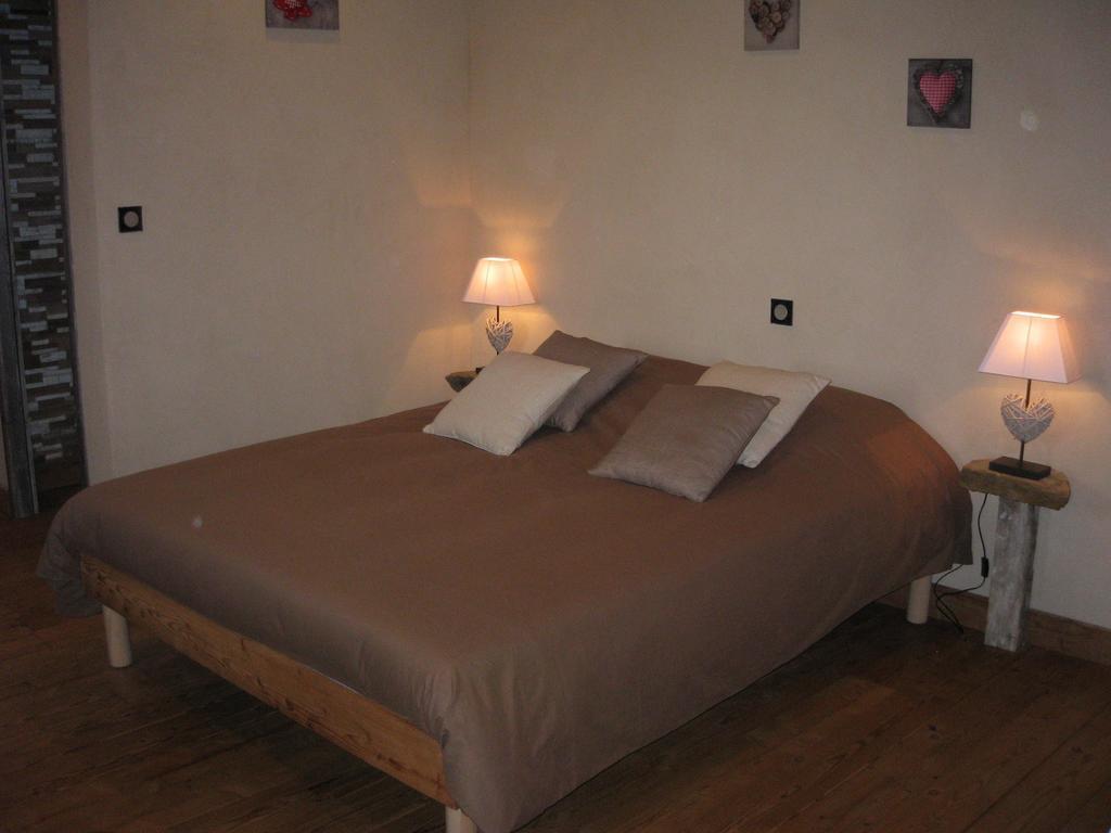 Chambres D'Hotes Le St Maurice Truinas Camera foto